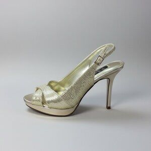 Nina gold metallic slings, size 6.5, LIKE NEW!